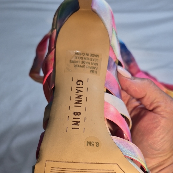 Gianni Bini Elegant Multicolor Strappy Heels. Womens 8.5. New With Tag - Picture 14 of 16